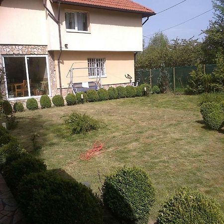 Guest House Iveta Sofia Extérieur photo