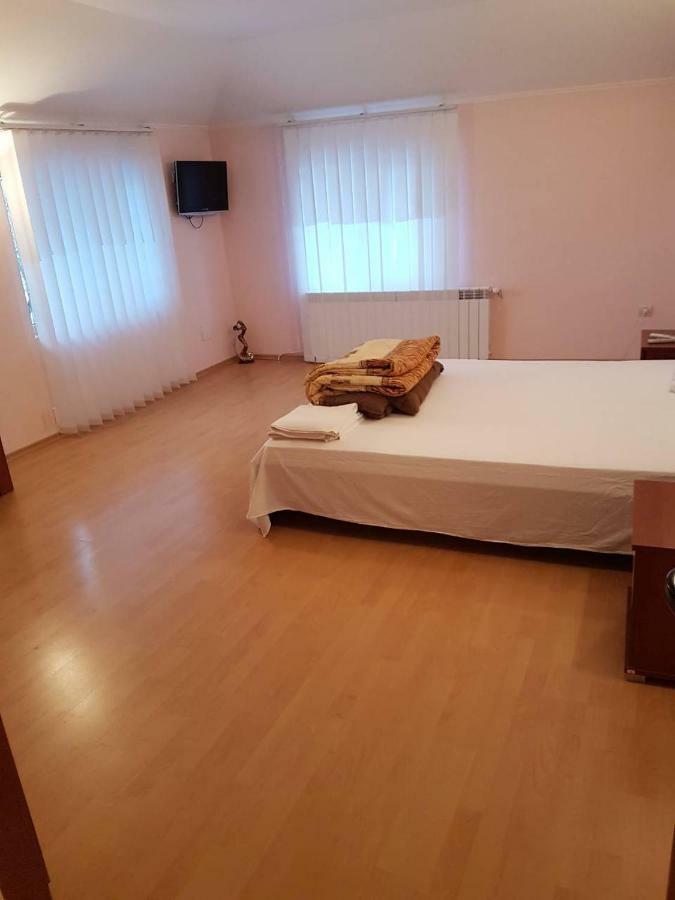 Guest House Iveta Sofia Extérieur photo